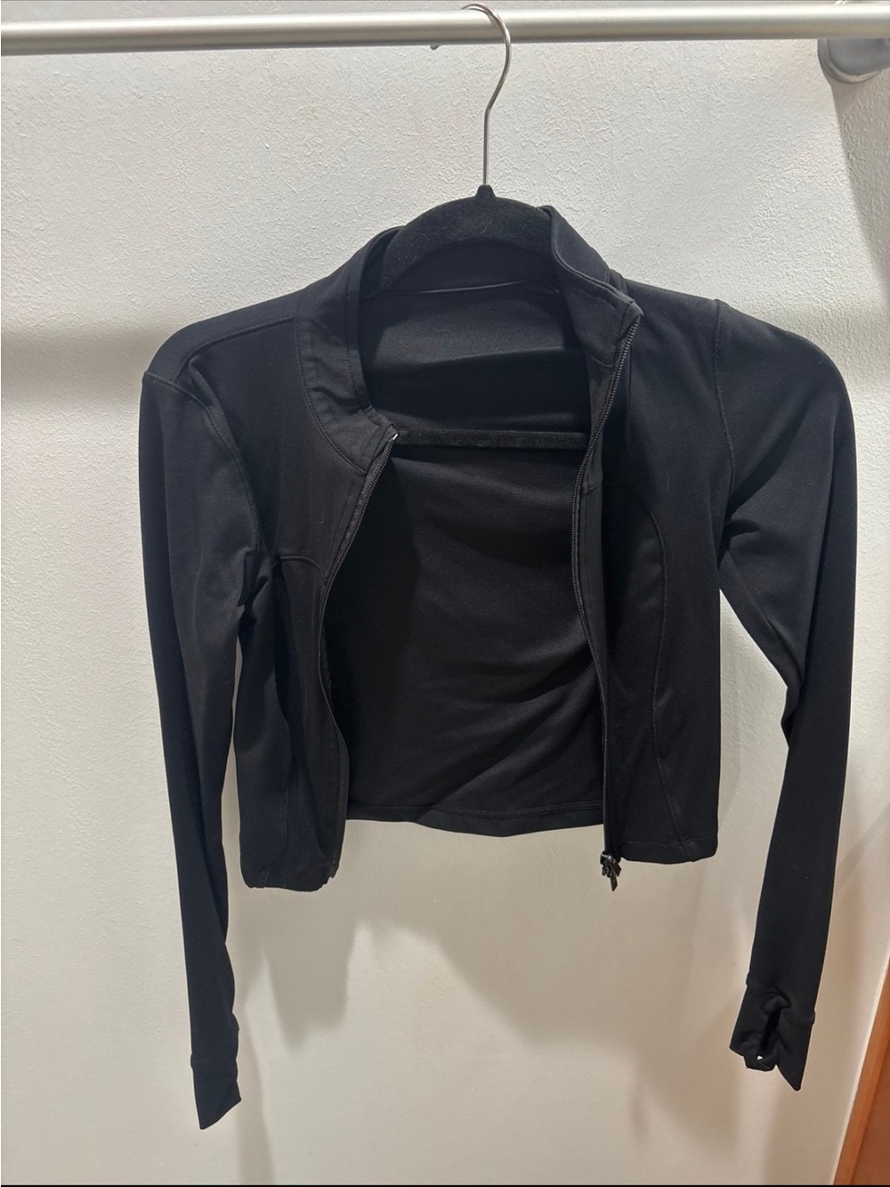 Buffbunny crop zip jacket